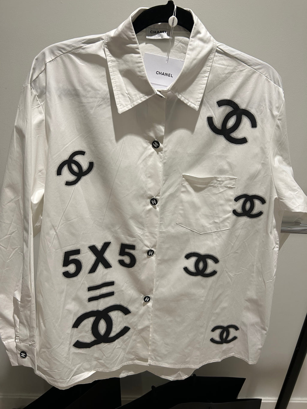 NOVELTY CC CHANEL INSPIRED TOP